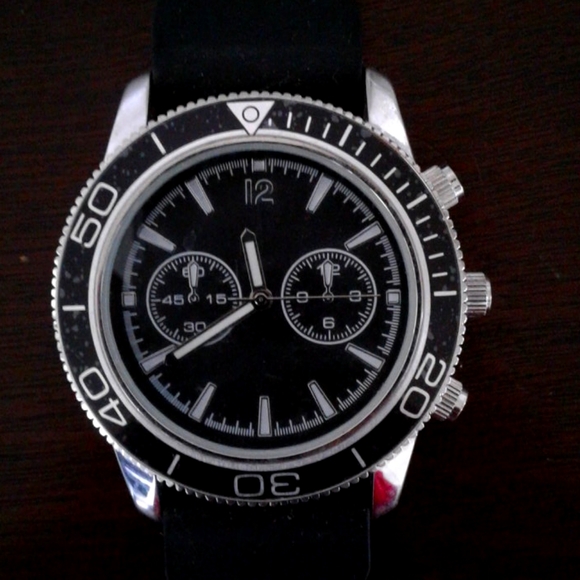 Watch - Picture 4 of 4